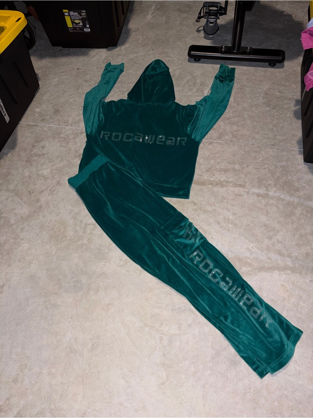 Rocawear Deep Teal Velour Hoodie and Joggers Set